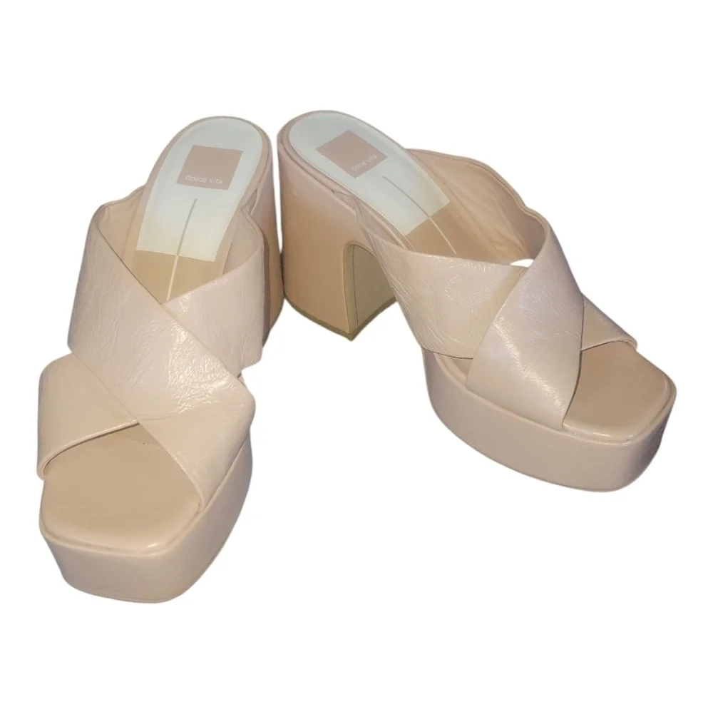Dolce Vita Women's Cream/Blush Faux Leather Crisscross  Chunky Heels Sandals 9.5